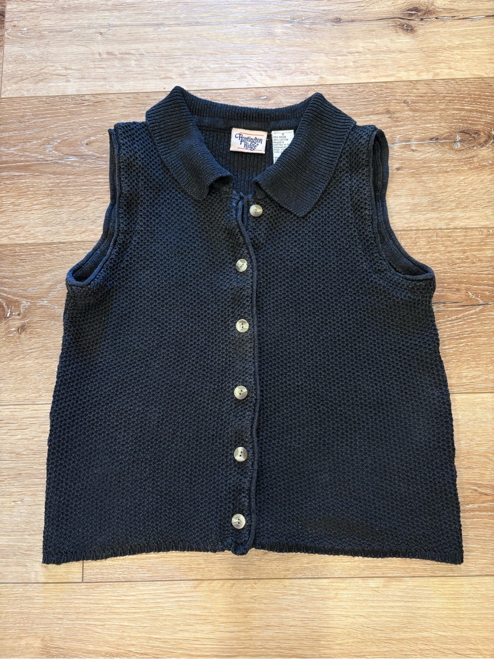 Vintage 90s Women’s Huntington Ridge Chunky Knit Button Collared Vest-Size Small